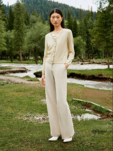 Wool & Cashmere Double Layer V-Neck Knit Sweater