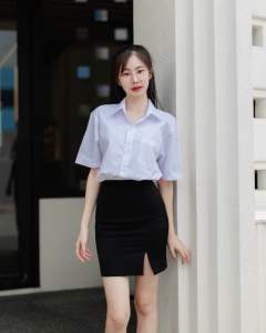 ☀️เสื้อนักศึกษาทรงบอย”มีกระเป๋า”[Oversizedทรงผู้ชาย]มีสาบหลัง”รอบอก36-56”