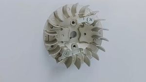 03898 จานไฟ411M1-08 แม่เหล็กจานไฟ สำหรับเครื่องตัดหญ้าสะพาย • สำหรับรุ่น NB411 RBC411 และ CG411 • สามารถใช้ได้ทั้งเครื่องแท้ และเครื่องจีน • สินค้าเกรดคุณภาพ แม่เหล็กเต็ม • มีแบบเขี้ยวสูง และแบบเดือย (โปรดตรวจสอบเครื่องของท่านก่อนทำการสั่งซื้อ) • สามารถเ