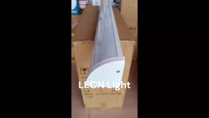 โคมเข้ามุมแผ่นสีนม ขานีออนบิดล็อก 1x18w แบบสั้น 1x36 w แบบยาว