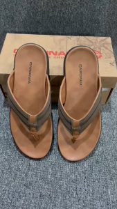 Cardinal Sandal Jepit Pria MC6CFZ0946N 03I AZHAR2 Coklat Tua Kulit Kasual Premium