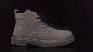 รองเท้าบู๊ทมาร์ตินผู้ชายสไตล์อังกฤษ รองเท้าบู๊ทมาร์ตินส้นแบนผูกเชือ รองเท้าหนังผู้ชาย รองเท้าบูท รองเท้าบูทแฟชั่น