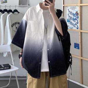 เสื้อเชิ้ตแขนสั้นไล่ระดับสีชุดผู้ชายเสื้อเชิ้ตแขนสามส่วนทรงหลวมแบบบางสำหรับฤดูร้อนเสื้อตัวนอกผ้าไอซ์ซิลค์ดูแพงแนวเท่ๆ