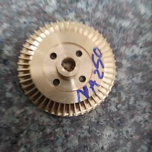 Cánh nước đồng máy bơm nước 250 w pana