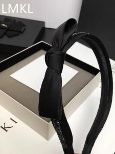 Designer Butterfly Knot Simple Elegance Thin Headband Versatile Hair Accessory for Outdoor Use Fresh out Original Design