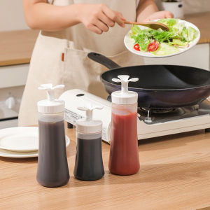Inverted Plastic Squeeze Bottles Refillable Dispenser Condiment Squeeze Bottle Dispenser Bottles