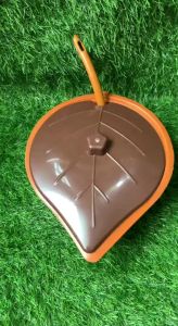 Basi Prasmanan Daun Coklat isi 6pcs + Sendok Sayur 6pcs Bahan Plastik LS NAGOYA