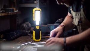 Strong ultra-bright flashlight long battery life outdoor rechargeable portable multifunctional car repair work light