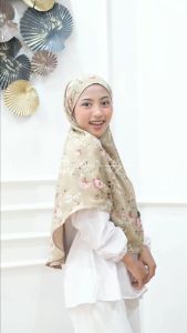 BERGO MOTIF TIARA by Koyu Hijab