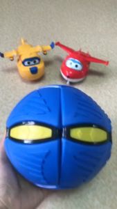 Mainan Anak Bola Ajaib / Magic Ball / Bola Ufo / Flying Ball / LED Lampu