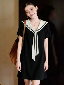 Đầm Midi Ôm Dáng Tay Ngắn Cổ V Màu Hải Quân Pháp