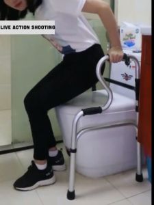 Adult Walker Multi walker for elderly Stainless steel With soft seat Metal tyre Suitable for senior/adult heavy duty walker for elderly with chair walker for elderly with wheels