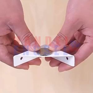 Bracket Siku Segitiga Siku Konektor Segitiga Sudut Siku Bracket Corner Segitiga (1 Pcs)