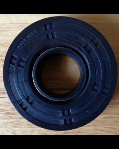 คูโบต้า DC60 / 68 ซีลโรลเลอร์ ล่าง = ใหญ่ รถเกี่ยวข้าว (Kubota) (ซีลกันน้ํามันโรลเลอร์ ซีลลูกกลิ้ง ซีลกันน้ํามัน ตีนตะขาบ ลูกหมุน รอลเลอร์ โรเลอร์)