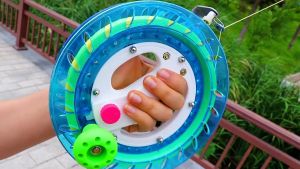 16cm 20cm Handle Benang Kite Layangan Pegangan Benang Layangan Pegangan Layangan Besar Alat Pengulung Benang Layangan / Dengan 200m 300m Benang Dengan Kunci