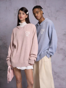 CANOTWAIT_ | Classic Logo Hoodie Sweater
