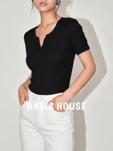 Basic House | Stylish Slimming Black V-Neck Regular Shoulder T-Shirt