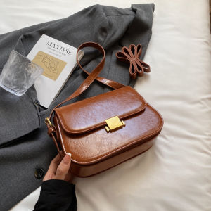 Fashionable Red Shoulder Crossbody Bag Womens New Style Underarm Bag Simple Popular Single Shoulder Slanting Bag Korean Style