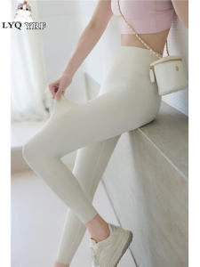 กางเกงโยคะทรงสั้นเอวสูงสีขาว กางเกงฟิตเนส ทรงสั้น กางเกงยีนส์ผู้หญิง กางเกงยีนส์ทรงสั้นฤดูใบไม้ผลิและฤดูร้อน กางเกงยีนส์ผู้หญิง