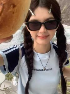 เสื้อยืดแขนสั้นสไตล์อเมริกันสำหรับผู้หญิงในช่วงฤดูร้อน ทรงสลิมฟิต เสื้อผ้าทำงาน สไตล์สาวฮอต ลำลอง เสื้อผ้าทำงาน