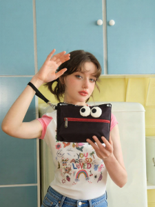 LeSportsac | Cute Portable Pouch
