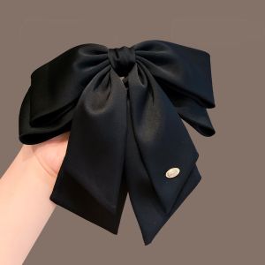 กิ๊บติดผมรูปผีเสื้อสีดำผ้าซาตินพร้อมตัวอักษรสีทอง กิ๊บติดผมสไตล์ฝรั่งเศส ทรงผมแบบครึ่งหัว ประดับผมสไตล์เกาหลี ชุดเครื่องประดับผม