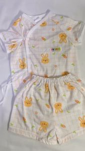 เสื้อผ้าเด็ก 0-3 เดือน ชุดผูกหน้าเสื้อแขนสั้นและกางเกงขาสั้น