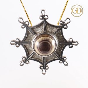 เข็มกลัดเงินประดับ Agate (อาเกต)