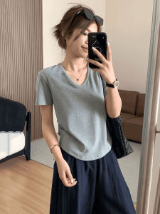 Áo Thun Nữ Cỡ Lớn Màu Xám Cổ Chữ V Eo Tay Ngắn Dáng Ôm Mùa Hè Cỡ Lớn Quần Áo Công Sở Phong Cách Hàn Quốc Màu Trơn