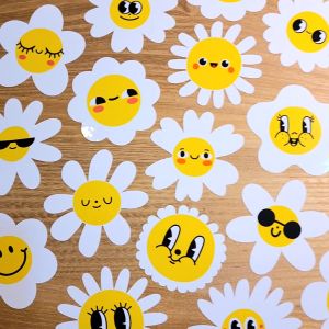 สติ๊กเกอร์ ดอกเดซี่ สติ๊กเกอร์น่ารัก 18 ชิ้น": "ดอกเดซี่ สติ๊กเกอร์น่ารัก 18 ชิ้น",