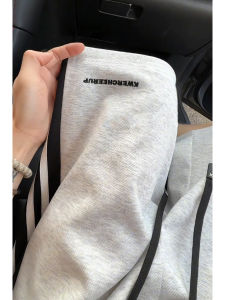 Quần Short Nam Mùa Hè Màu Xám Nhạt Ba Sọc Quần Thể Thao Năm Điểm Quần Dài Năm Điểm Quần Thể Thao Thường Ngày