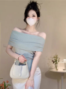 เสื้อยืดแขนสั้นทรงเข้ารูปเซ็กซี่สำหรับผู้หญิงในช่วงฤดูร้อน เสื้อถักเปิดไหล่สุดเก๋ไก๋และหรูหรา คอลเลกชันฤดูใบไม้ผลิ 2023
