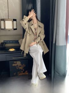 แจ็คเก็ตคาร์ดิแกนสีกากีสำหรับผู้หญิง ทรงเข้ารูป แขนยาว ปกเสื้อแบบมีกระดุม ทรงหลวม สไตล์ลำลอง ฤดูใบไม้ผลิและฤดูใบไม้ร่วง