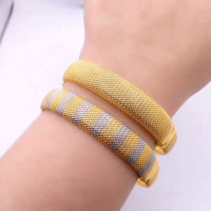 Yon Hing Gelang Tangan Fashion 2 Tone Design Kosong (5D) Emas 916