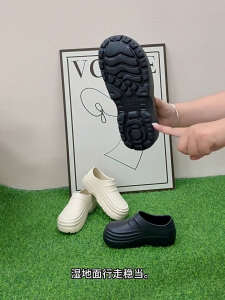 M-Class 881M EVA Anti-Slip Waterproof Work Shoes Lightweight KitchenChef Gardener Shoe Outdoor Slip-On Shoes 厨师鞋