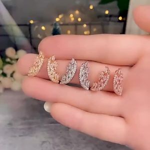 Nhẫn Thời Trang Nữ Huitan Với Thiết Kế Cánh Hình Học CZ Rực Rỡ Có Sẵn 3 Màu Kim Loại Nhẫn Cưới Hợp Thời Trang