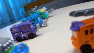 2in1 Flip & Deformation Car Toy Roller Excavator Crane Breaking Car Model Set for Children: Distortion Toy Cars Construction Children Boys Party Christmas Gift Back Pull Cars Transformable Toy