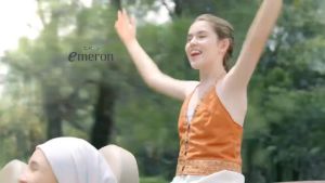 Emeron Lovely White UV Body Lotion 200ml