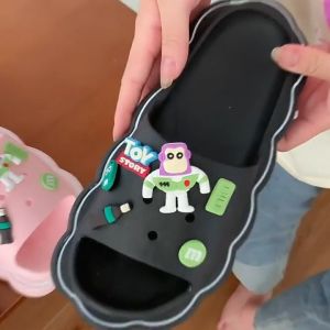 QZshop ขายดี 💌 รองเท้าแฟชั่น ยูทุกเวลา รองเท้าใส่ในบ้าน สำหรับการ์ตูนน่ารักๆ 🦄 รวมสบาย พื้นนิ่ม หน้าร้อน หน้าฝน ลุยๆ บริการสร้างสรรค์ที่น่าพอใจ 🔖