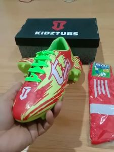 KIDZTUBS Sepatu Sepak Bola Anak Laki-Laki Usia 4-12 Tahun PAUD TK SD Nomor Size 28 29 30 31 32 33 34 35 36 37 1559102524