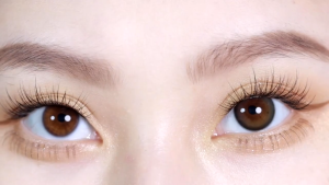 10 Lens Tặng 10 Lens có màu 1 ngày PEGAVISION Kaori Rose – nâu rêu dịu mắt chứa vitamin | PEGAVISION