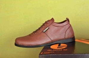 sepatu pria SNEAKERS kulit sapi sepatu SNEAKERS tali
