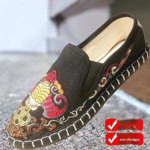 Handmade Embroidered Beijing Opera Face Mask Mens Soft Bottom Slip-On Shoes Breathable Casual Shoes Flat Heel Comfortable Footwear