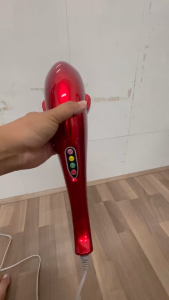 MÁY MASSAGE CÁ HEO CẦM TAY NÚT ĐIỆN TỬ 3 ĐẦU MASSAGE SILICON ( BẢO HÀNH 6 THÁNG)