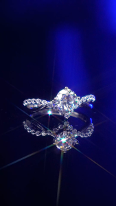 LOVETIA Cincin Moissaite Ring Pertunangan Wanita S925 Perak Perhiasan Asli Sertifikat GRA XJZ101