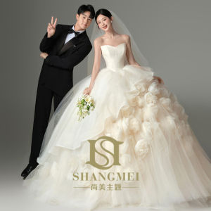 Romantic Sweet Floral Bridal Gown for Wedding Photography Studio Elegant Princess Style Long Dress with Strap No Sleeve
