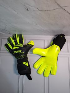 Sarung tangan kiper Pgs titanium Evo terlaris buat dewasa dan anak