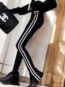 กางเกงกีฬาทรงสลิมฟิตเอวสูงสีดำขาว กางเกงขายาวทรงหลวมสำหรับผู้หญิง ฤดูใบไม้ร่วง 2025 กางเกงขายาวทรงหลวมสไตล์ใหม่