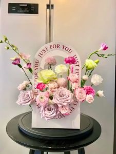 FOLDABLE ARCH FLOWER Florist Bouquet Chocolate Packaging Doorgift Gift Surprise Birthday Box Kotak Bunga Hadiah Hantaran