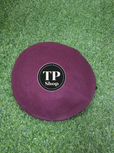 หมวกลูกเสือเบเร่ต์สีเลือดหมู ใช้ประกอบการเรียนวิชาลูกเสือ ตั้งแต่ ม.1 ถึง ม.3